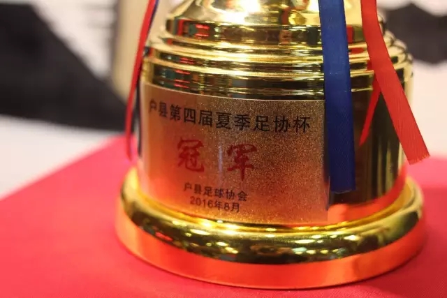 罗马欧冠战费内巴切 球衣将替换为慈善广告