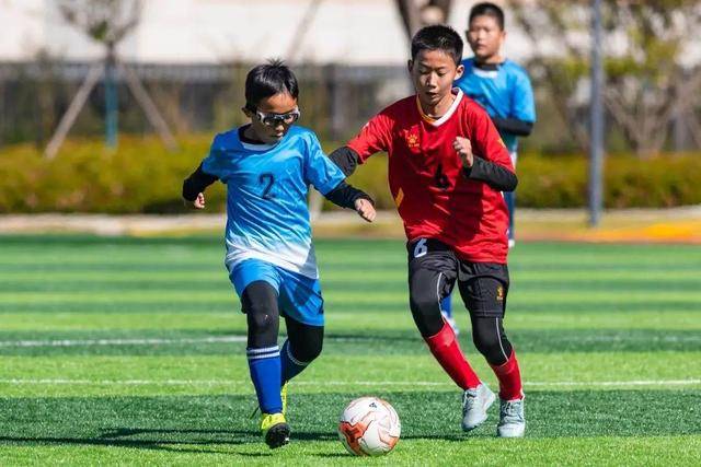 英超揭幕阿森纳主场3-0击退考文垂